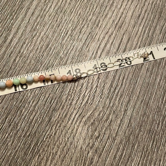 Multi colored bead necklace - Picture 3 of 8